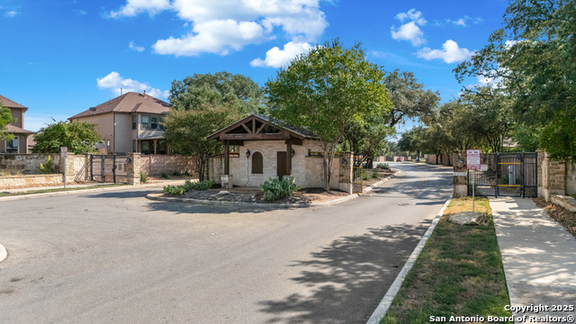 Image 47 of 50 For 13050 Geyser Peak