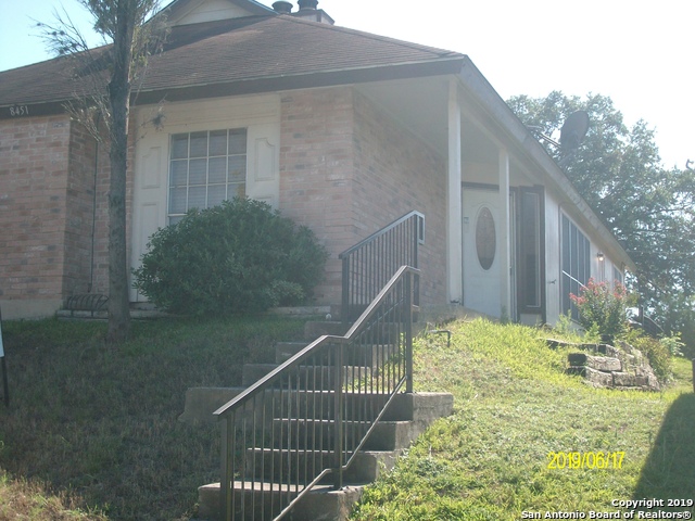 Image 2 of 11 For 8451 Cranberry Hill 2