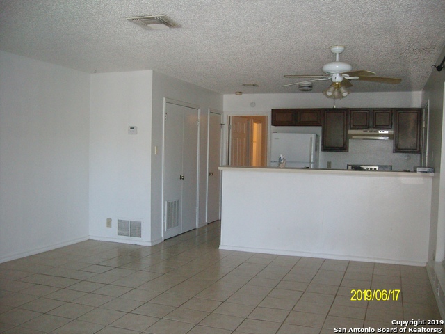 Image 5 of 11 For 8451 Cranberry Hill 2