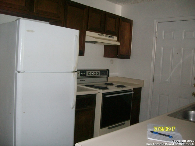 Image 6 of 11 For 8451 Cranberry Hill 2