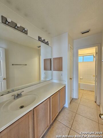 Image 10 of 17 For 5211 Sea Mist