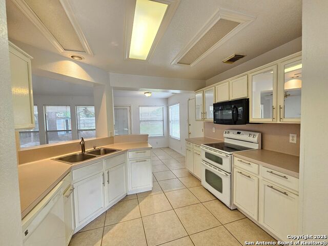 Image 4 of 17 For 5211 Sea Mist