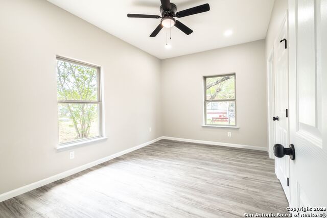 Image 13 of 25 For 908 Plum