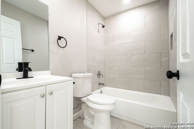 Image 15 of 25 For 908 Plum