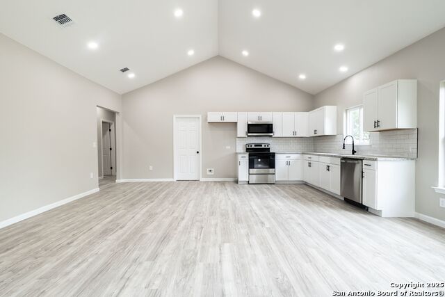 Image 2 of 25 For 908 Plum