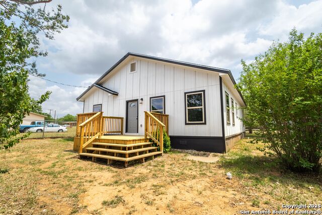 Image 20 of 25 For 908 Plum