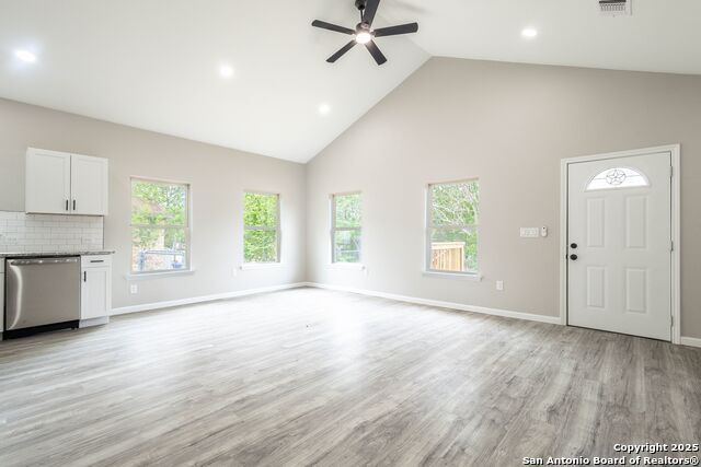 Image 5 of 25 For 908 Plum