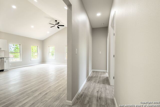 Image 7 of 25 For 908 Plum