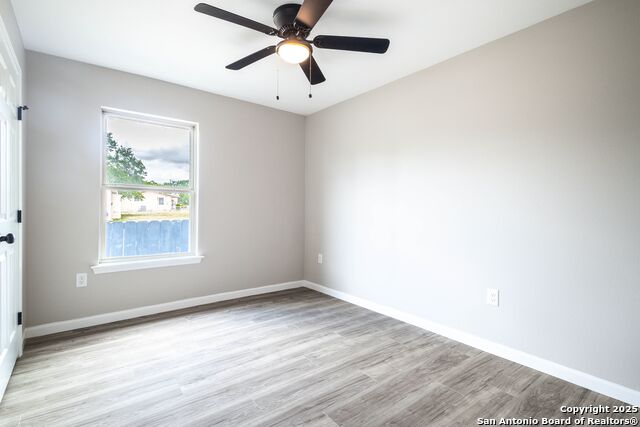 Image 9 of 25 For 908 Plum