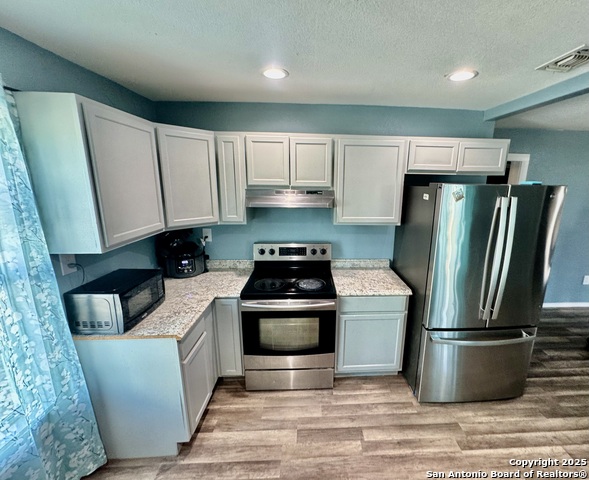 Image 6 of 16 For 1200 Red Gate