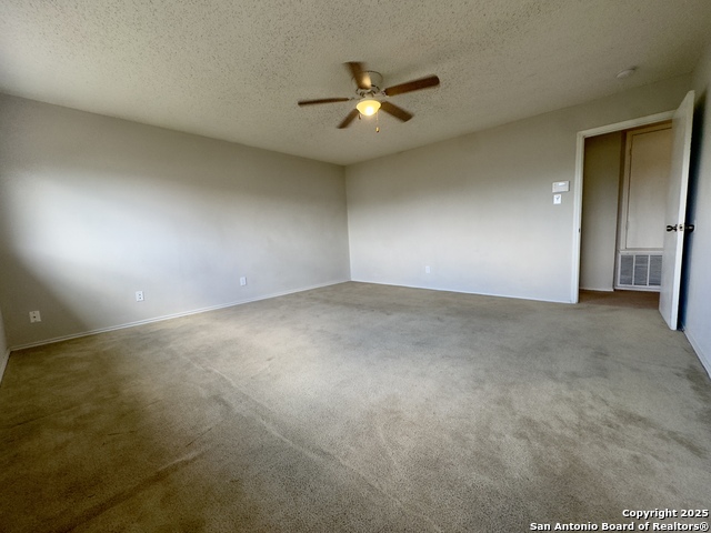 Image 18 of 27 For 6447 Beech Trail