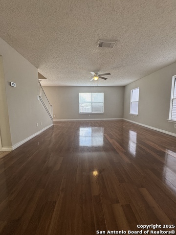 Image 5 of 27 For 6447 Beech Trail