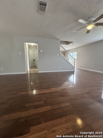 Image 6 of 27 For 6447 Beech Trail