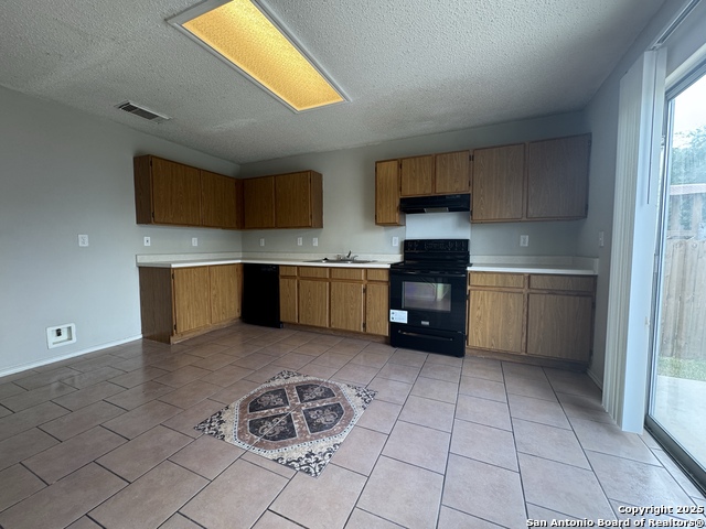 Image 7 of 27 For 6447 Beech Trail