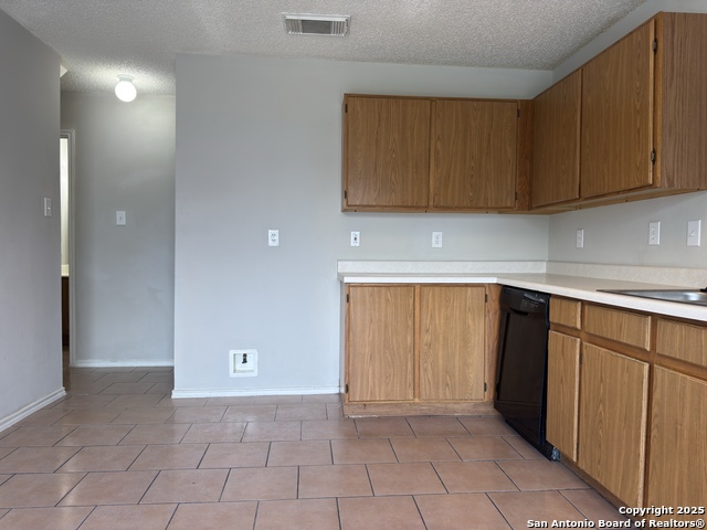 Image 9 of 27 For 6447 Beech Trail