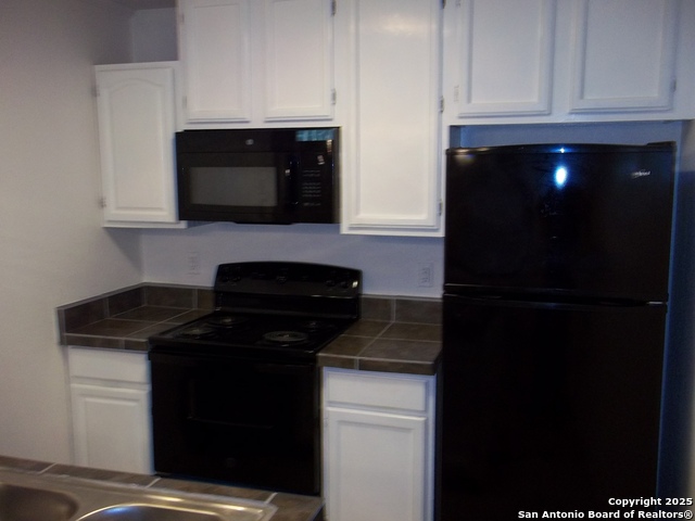 Image 6 of 14 For 4803 Hamilton Wolfe Rd  811