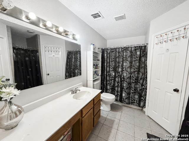 Listing photo id 22 for 9211 Deer Vlg