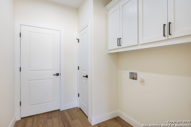 Image 13 of 47 For 32 Trophy