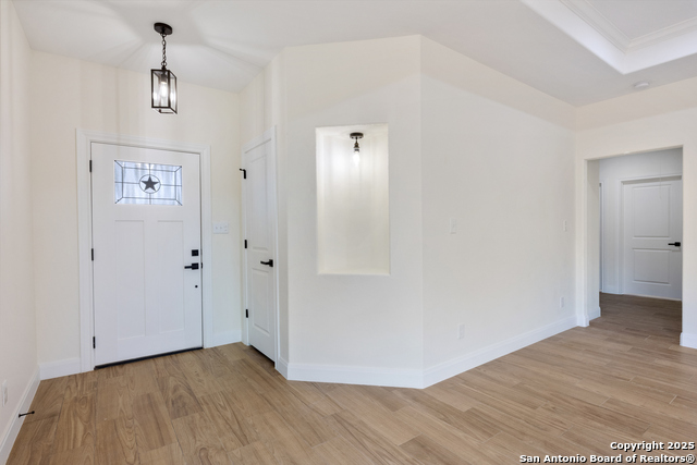 Image 24 of 47 For 32 Trophy