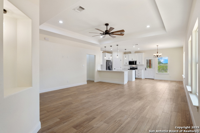 Image 28 of 47 For 32 Trophy