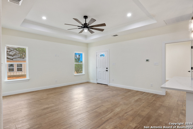 Image 30 of 47 For 32 Trophy