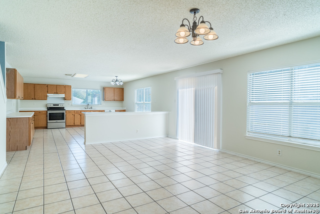 Image 12 of 31 For 9206 Dancove