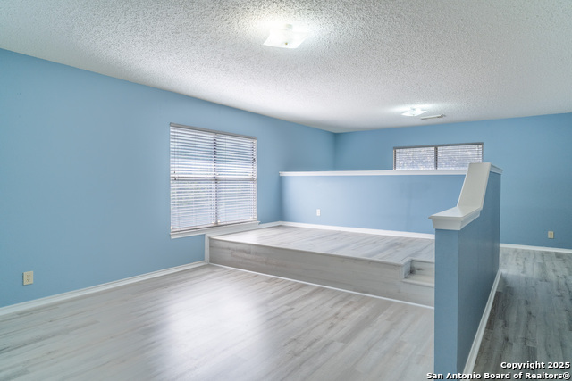 Image 16 of 31 For 9206 Dancove