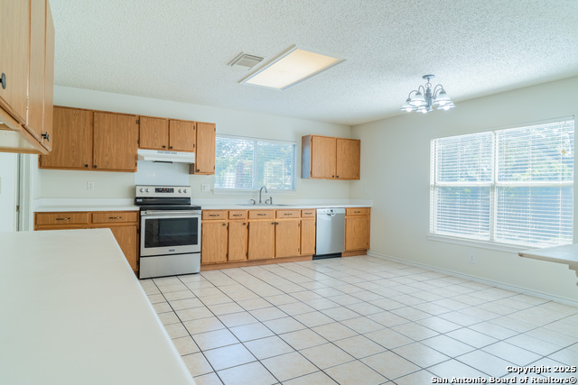 Image 8 of 31 For 9206 Dancove