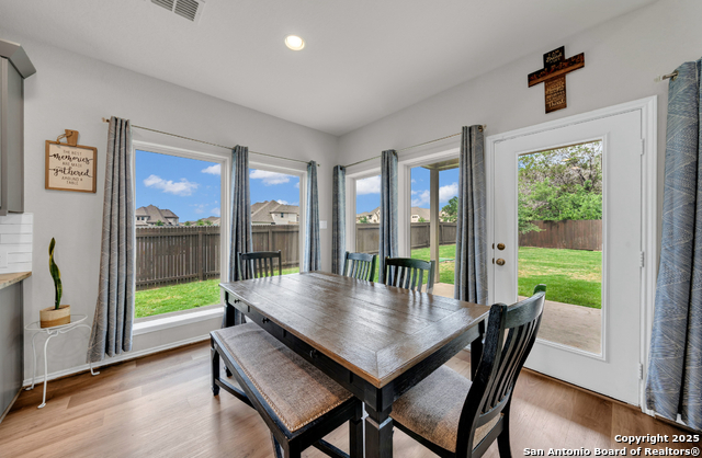 Listing photo id 9 for 9603 Safe Hollow