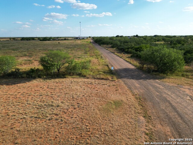 Listing photo id 14 for 1750 Hwy 85 W