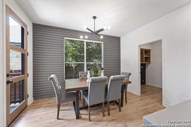 Image 19 of 44 For 5818 Grayson Cove