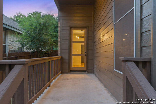 Image 37 of 44 For 5818 Grayson Cove