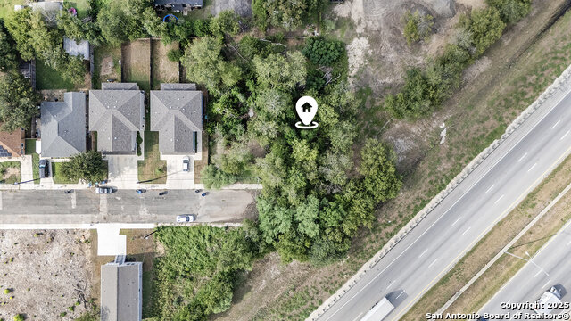 Listing photo id 5 for 511 Bundy  