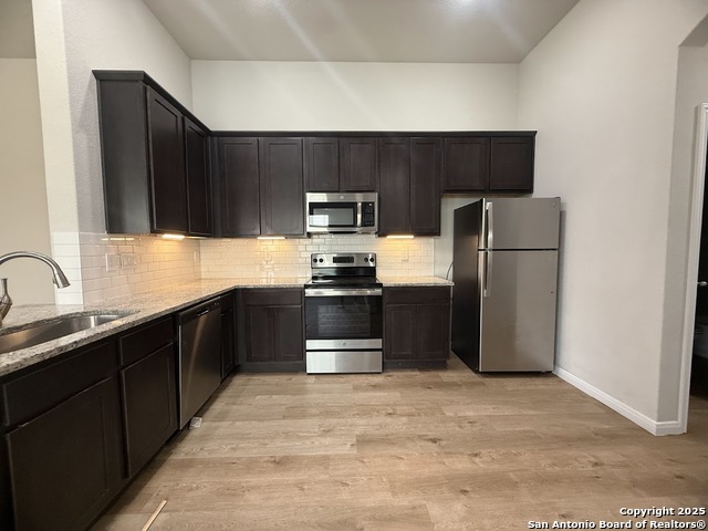 Image 10 of 20 For 448 Emma Dr  