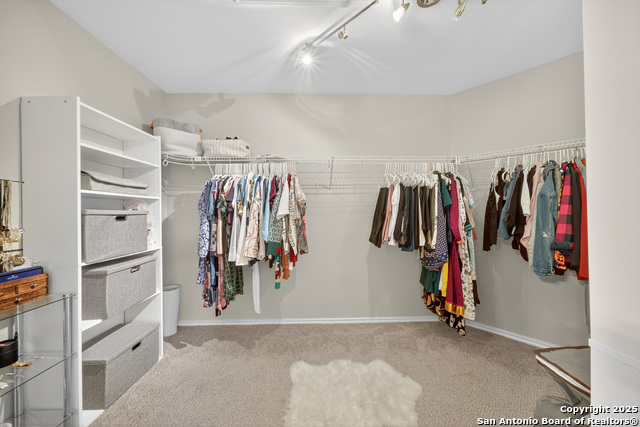 Listing photo id 22 for 22814 Bengal Brook