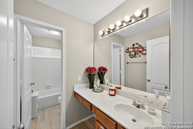 Listing photo id 27 for 22814 Bengal Brook