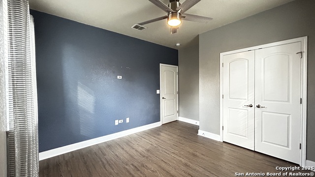 Listing photo id 9 for 13047 Waterlily Way