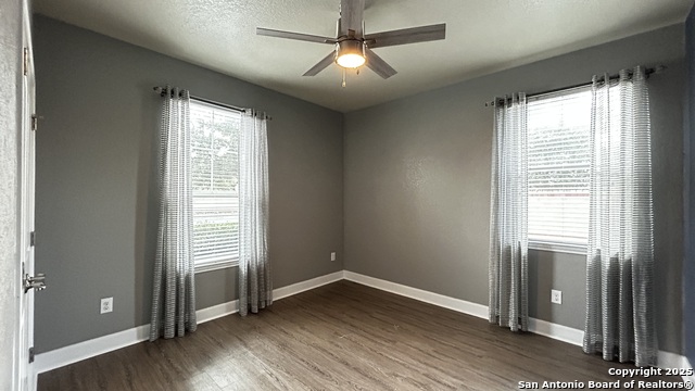 Listing photo id 10 for 13047 Waterlily Way
