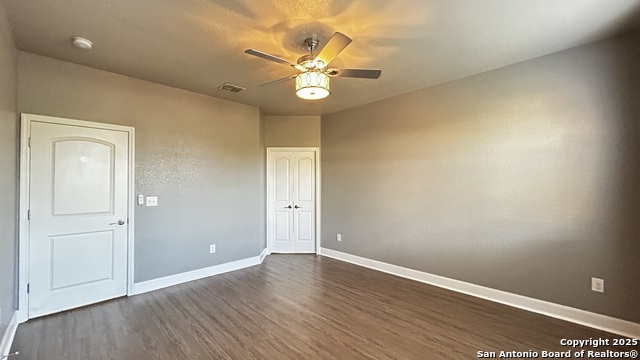 Listing photo id 20 for 13047 Waterlily Way
