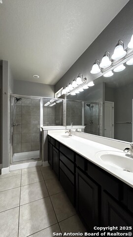 Listing photo id 21 for 13047 Waterlily Way