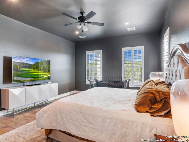 Listing photo id 15 for 27038 Rocky Rim