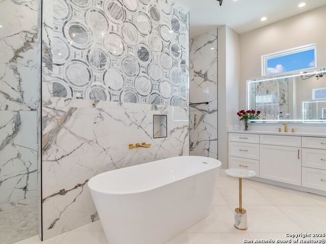 Listing photo id 17 for 27038 Rocky Rim