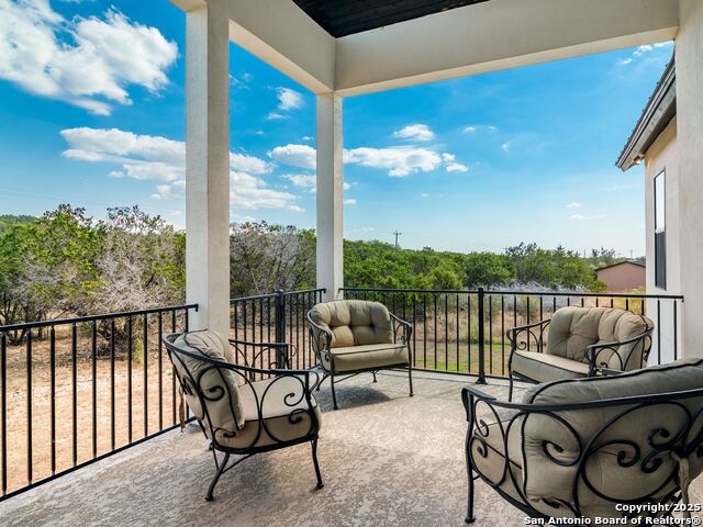 Listing photo id 31 for 27038 Rocky Rim