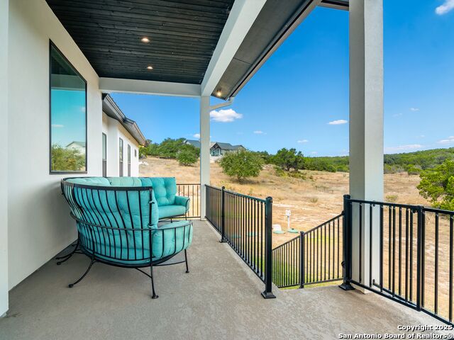 Listing photo id 32 for 27038 Rocky Rim