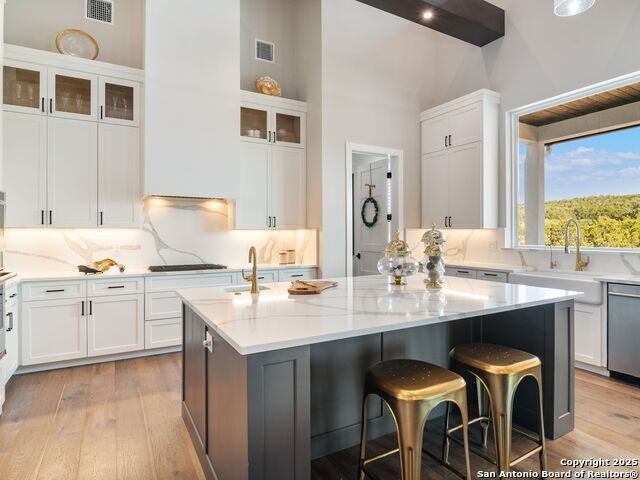 Listing photo id 6 for 27038 Rocky Rim