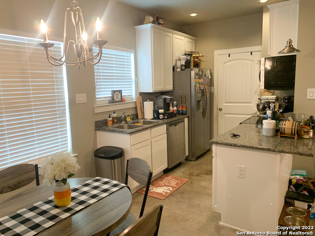 Image 4 of 12 For 1069 Madeline St