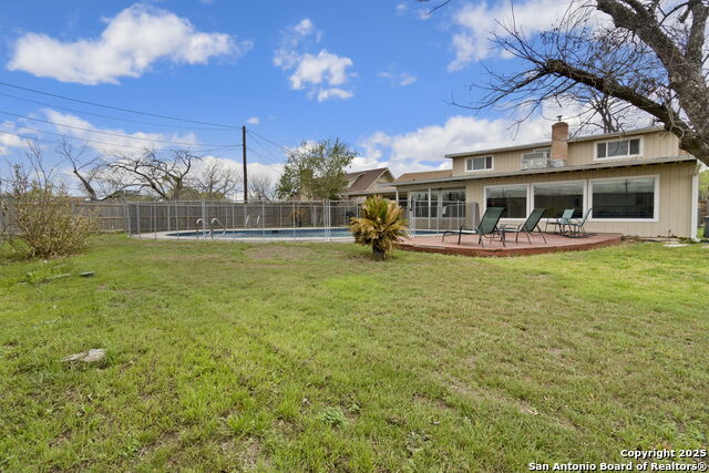 Listing photo id 26 for 116 Gardenview S