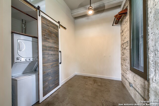 Listing photo id 15 for 831 Flores St S 2101