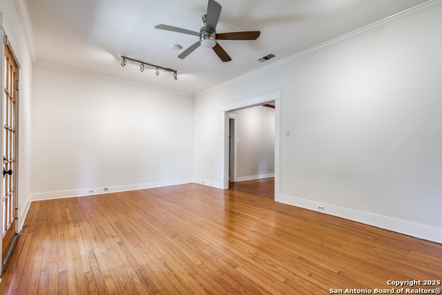 Image 20 of 25 For 110 Eaton  