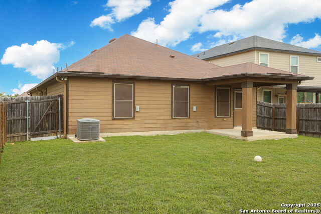 Image 24 of 25 For 1126 Galapagos